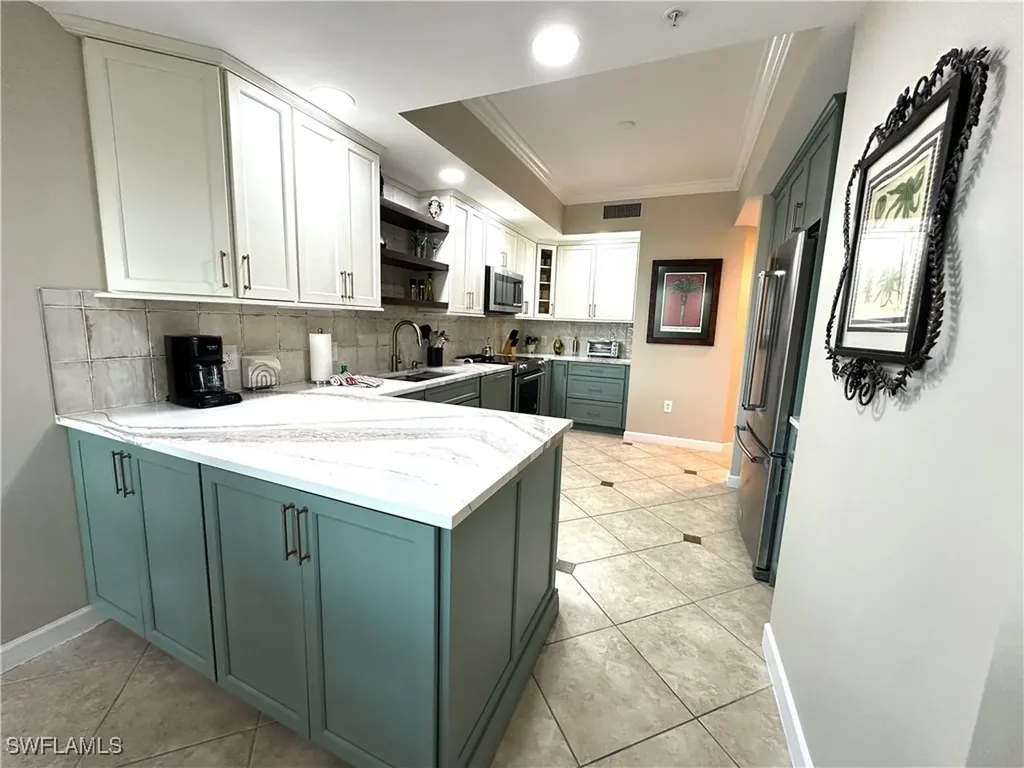 325 Dunes Boulevard Naples FL 34110