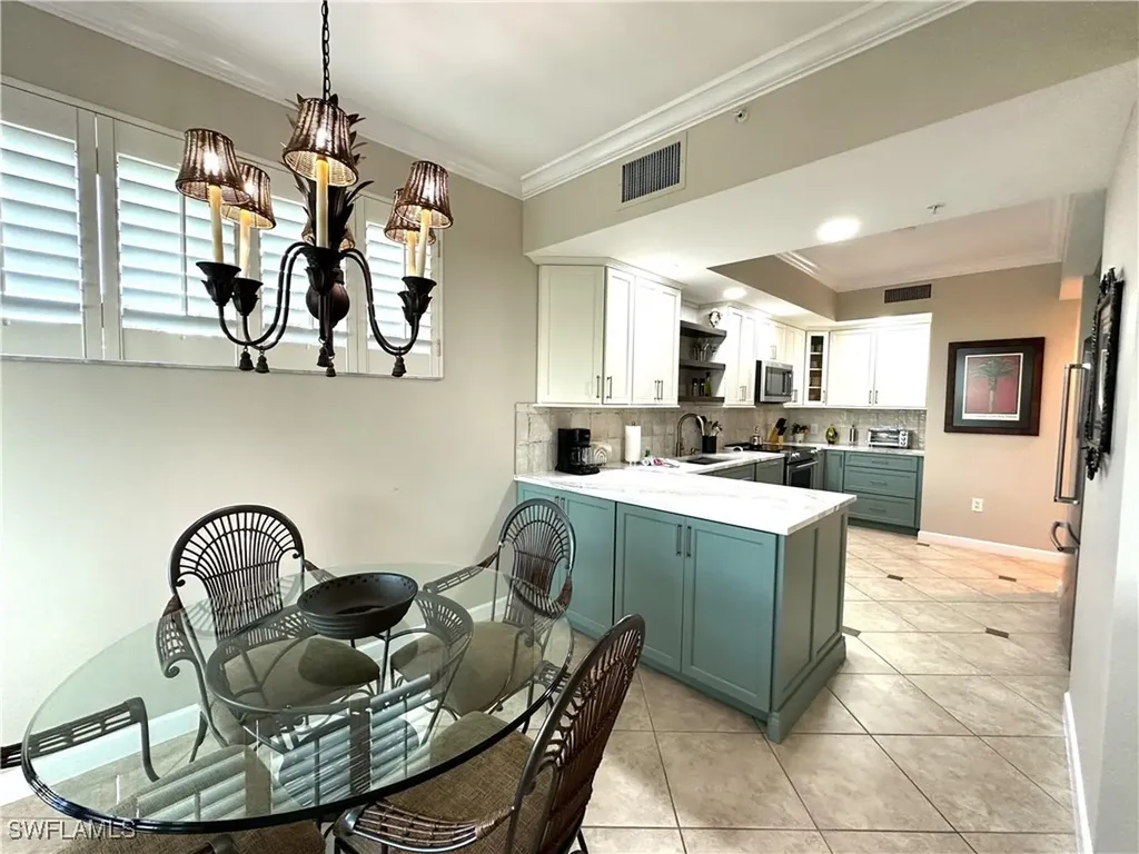 325 Dunes Boulevard Naples FL 34110