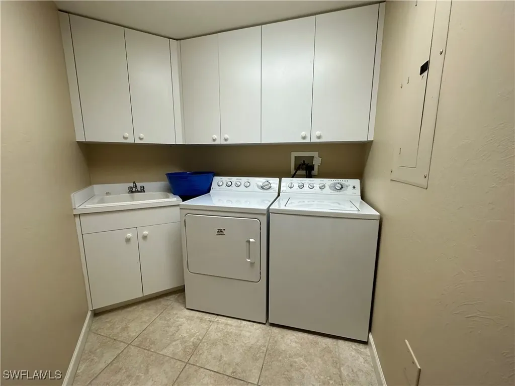 325 Dunes Boulevard Naples FL 34110