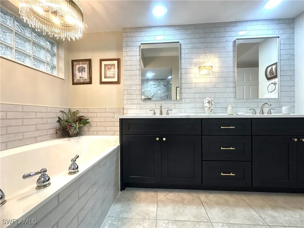 325 Dunes Boulevard Naples FL 34110