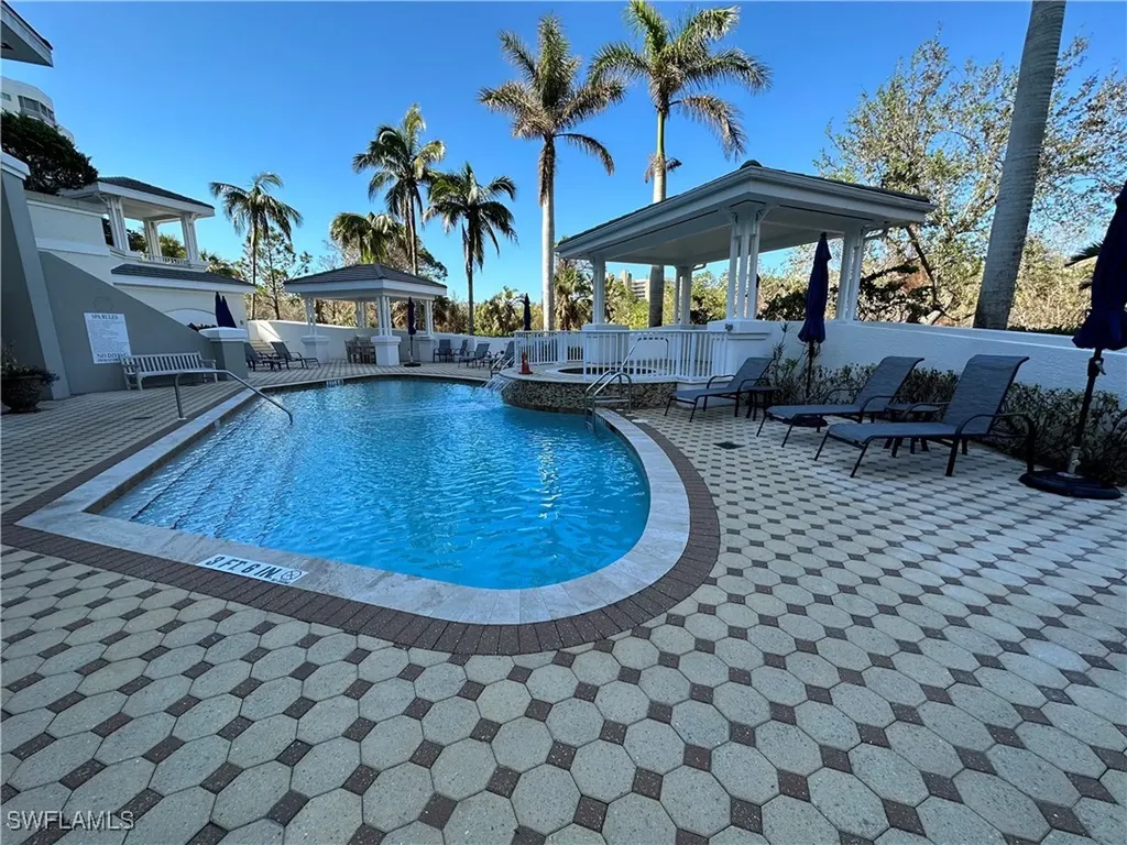 325 Dunes Boulevard Naples FL 34110