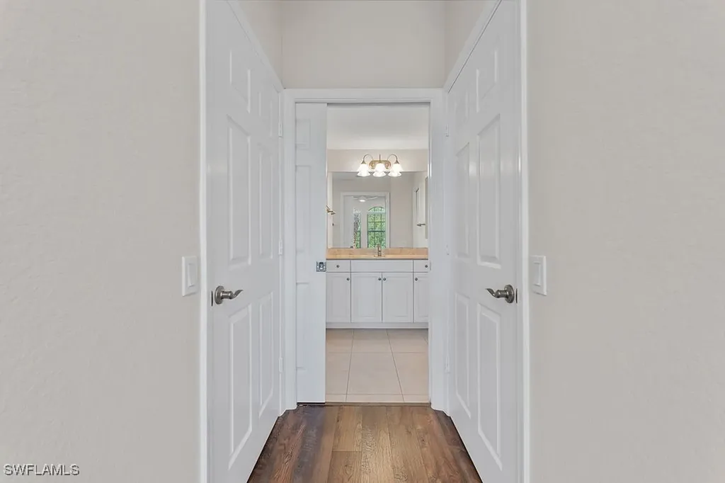 10041 Heather Lane Naples FL 34119