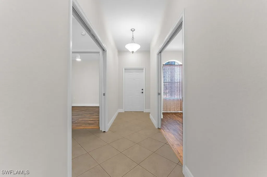 10041 Heather Lane Naples FL 34119