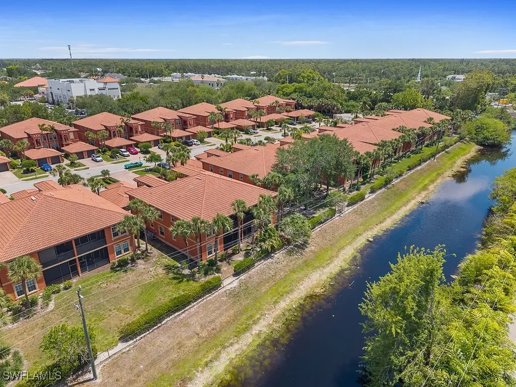 10041 Heather Lane Naples FL 34119