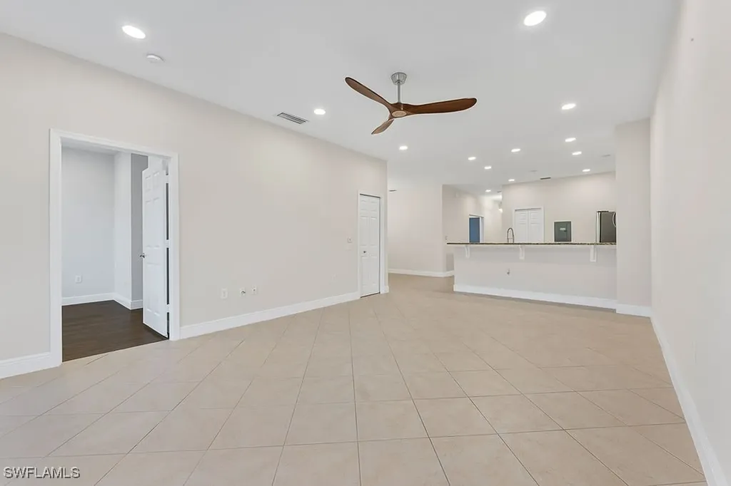 10041 Heather Lane Naples FL 34119