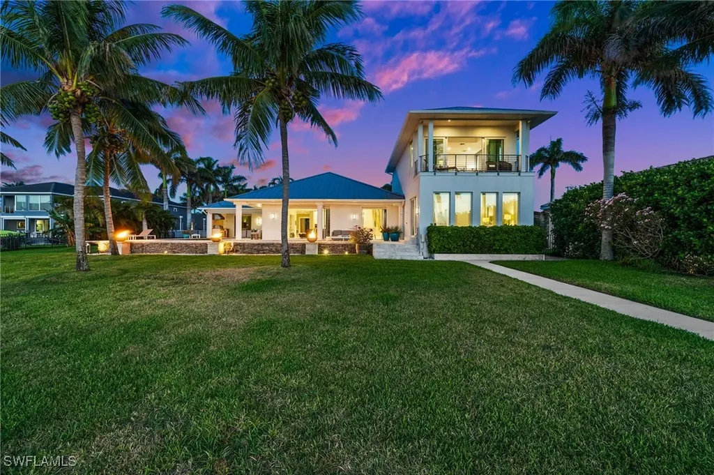 5625 Riverside Drive Cape Coral FL 33904