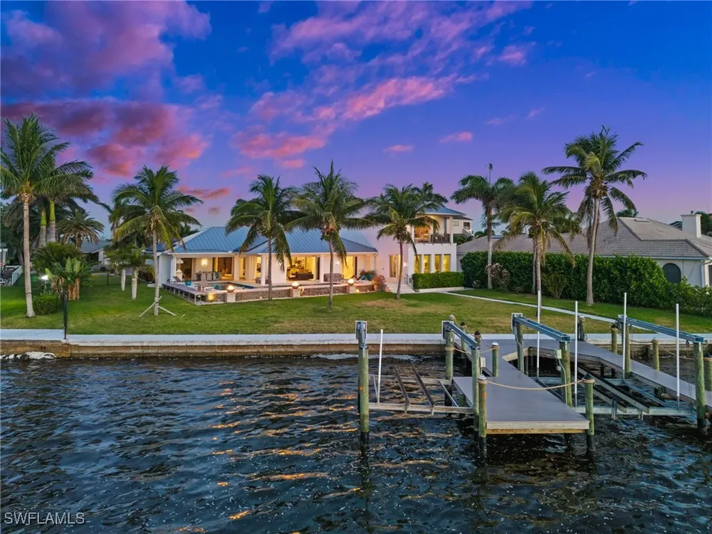 5625 Riverside Drive Cape Coral FL 33904