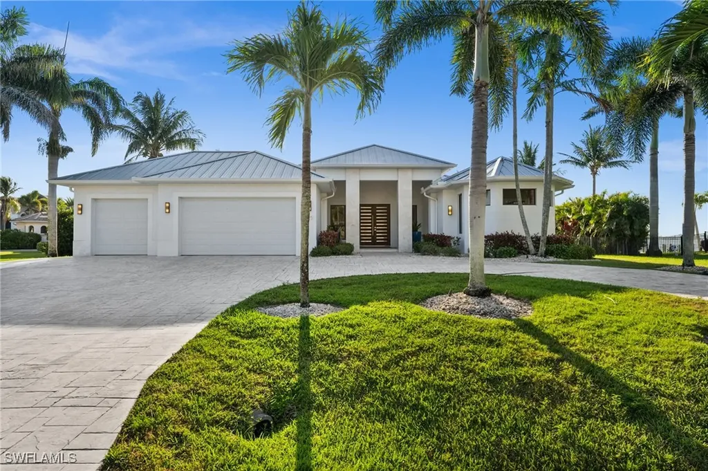 5625 Riverside Drive Cape Coral FL 33904