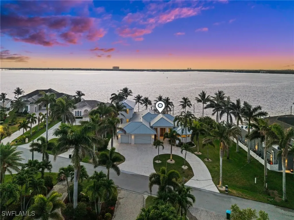 5625 Riverside Drive Cape Coral FL 33904