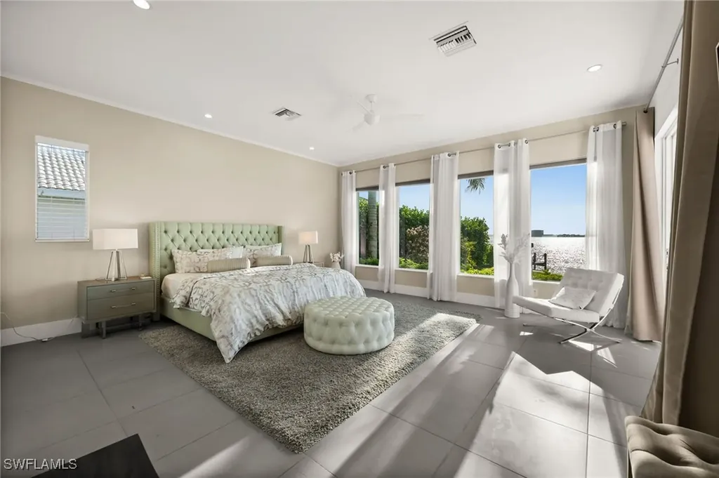 5625 Riverside Drive Cape Coral FL 33904