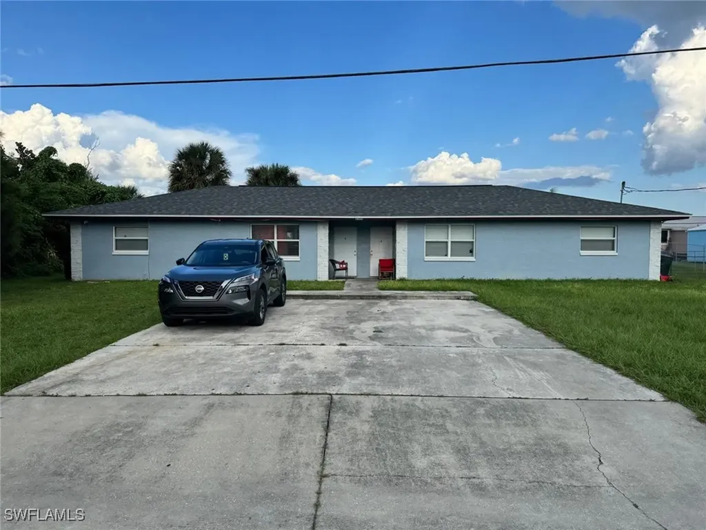 2265 Fountain Street Fort Myers FL 33916