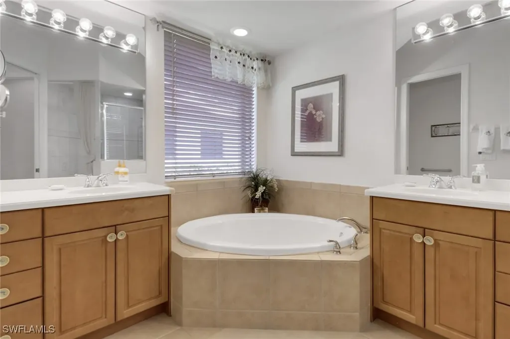 28404 Via Odanti Drive Bonita Springs FL 34135