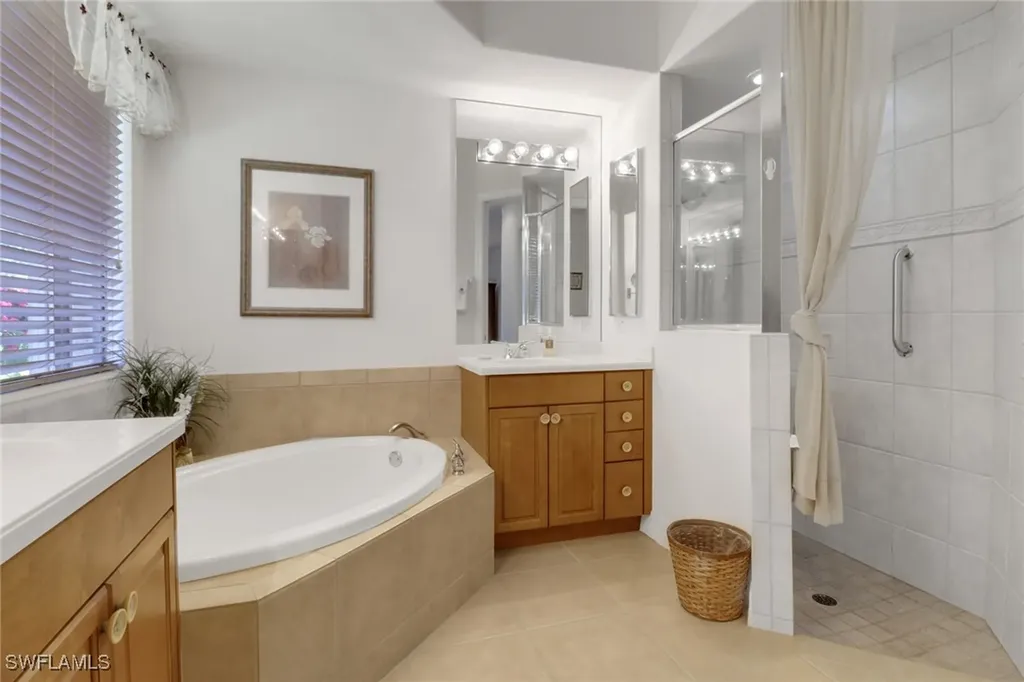 28404 Via Odanti Drive Bonita Springs FL 34135