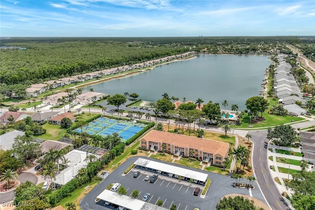 2350 W Crown Pointe Boulevard Naples FL 34112