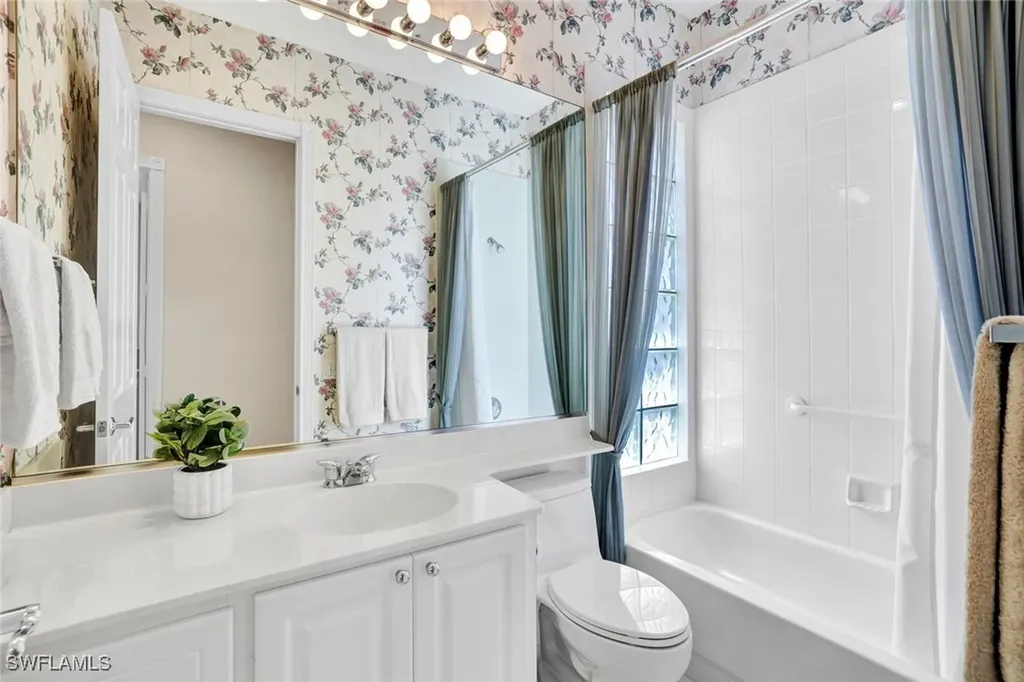 3713 Whidbey Way Naples FL 34119