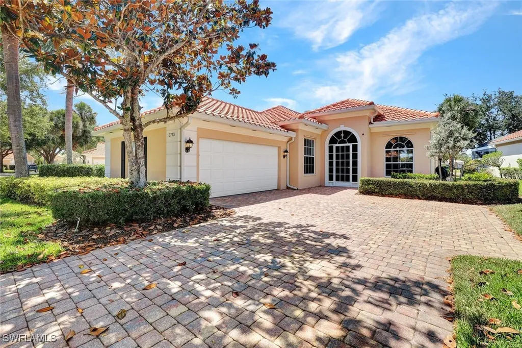3713 Whidbey Way Naples FL 34119