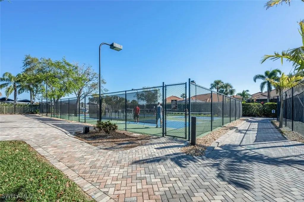 7005 Pinnacle Lane Naples FL 34110