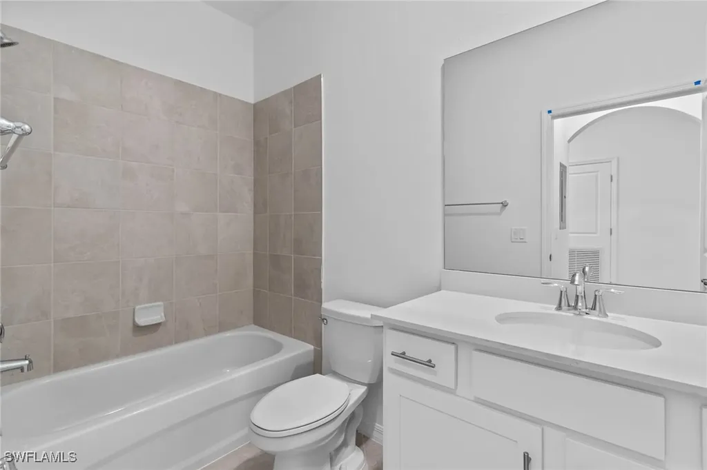 5807 Double Eagle Circle Ave Maria FL 34142