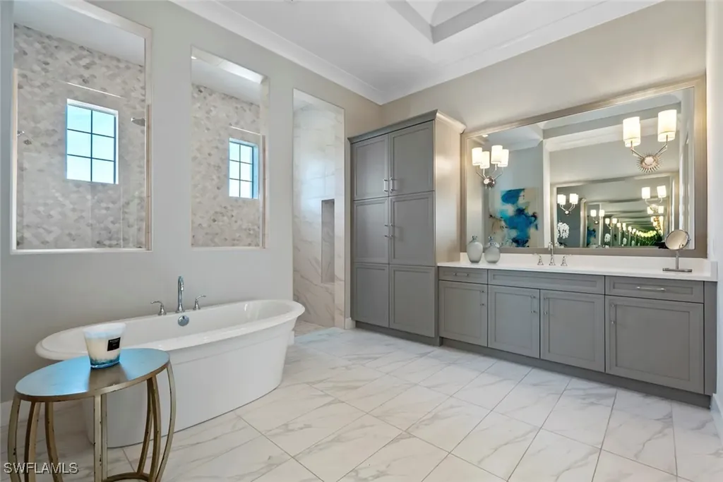 6250 Lightbourn Way Naples FL 34113