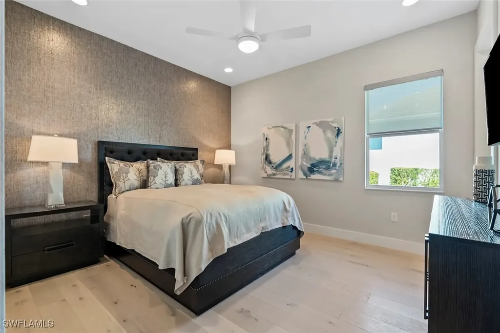 6250 Lightbourn Way Naples FL 34113