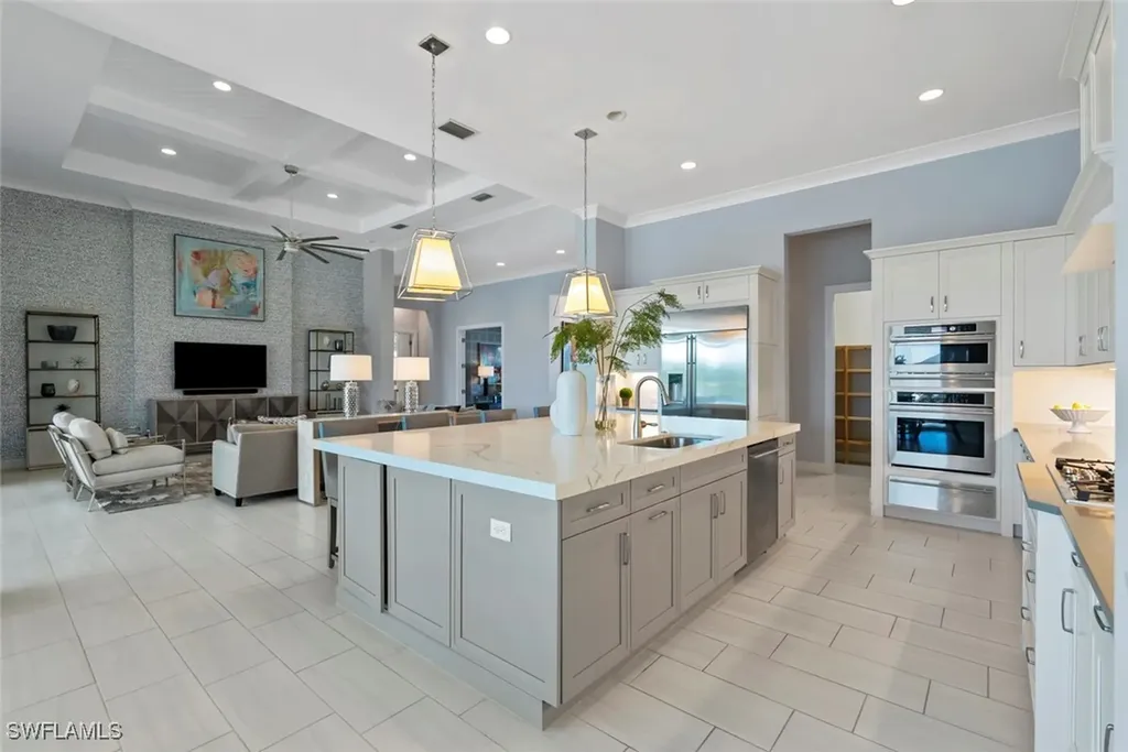 6250 Lightbourn Way Naples FL 34113