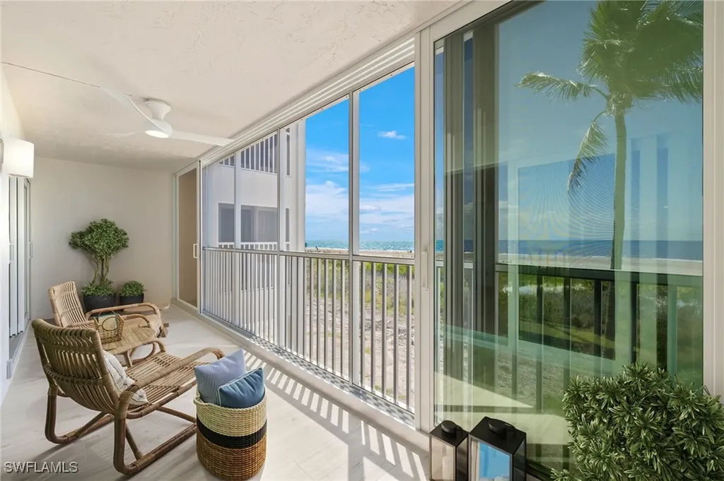 610 Donax Street Sanibel FL 33957