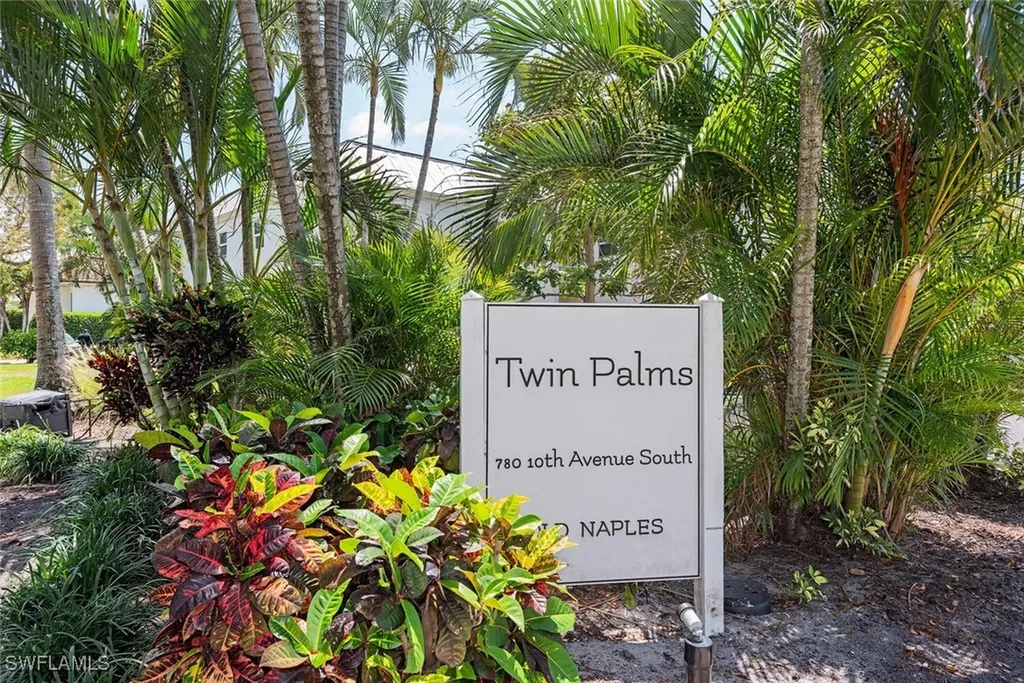 780 10th Avenue S Naples FL 34102