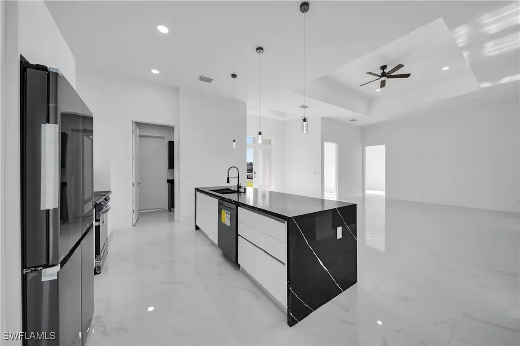1234 NW 36th Avenue Cape Coral FL 33993