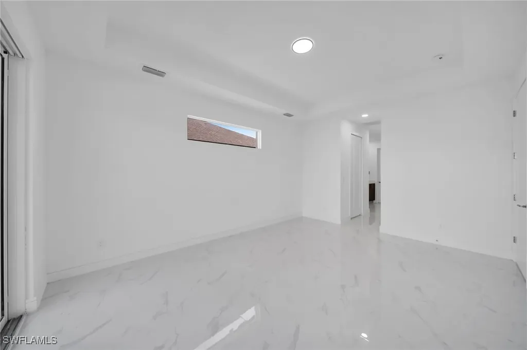 2813 NW 41st Avenue Cape Coral FL 33993