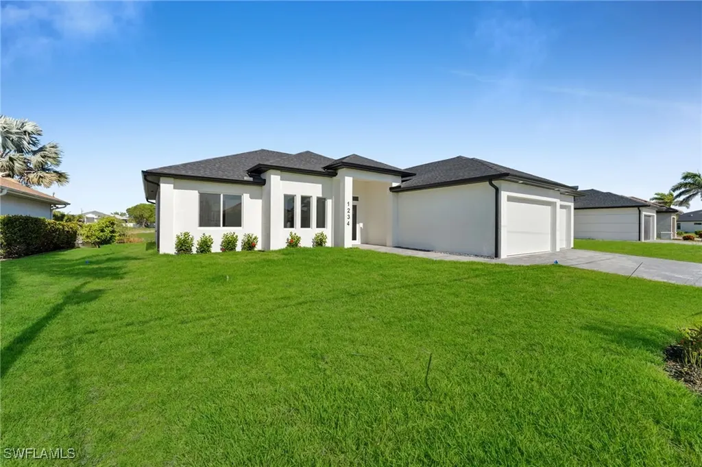 2813 NW 41st Avenue Cape Coral FL 33993
