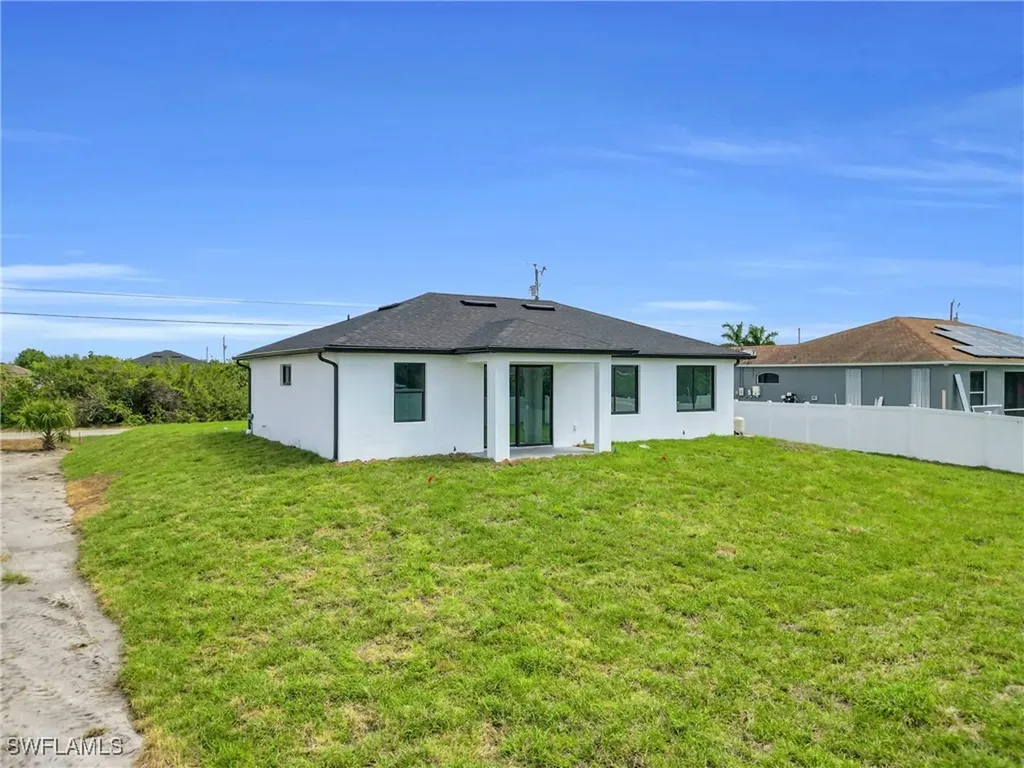 4115 20th Street SW Lehigh Acres FL 33976