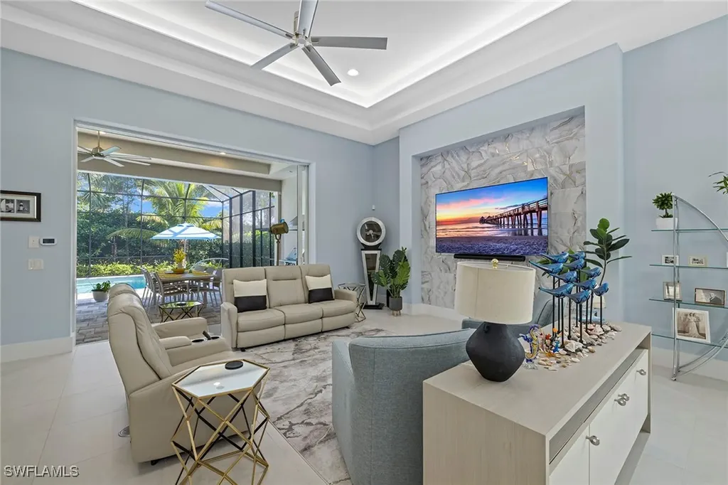 3184 Capistrano Lane Naples FL 34114