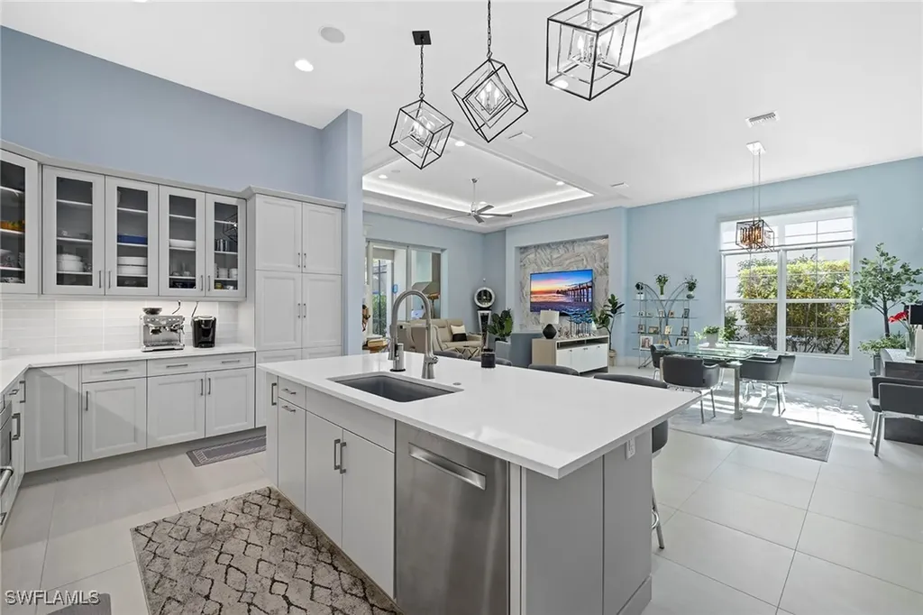3184 Capistrano Lane Naples FL 34114