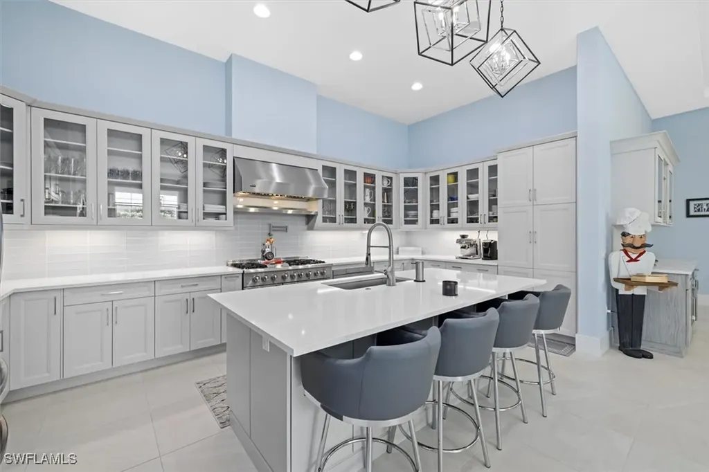 3184 Capistrano Lane Naples FL 34114