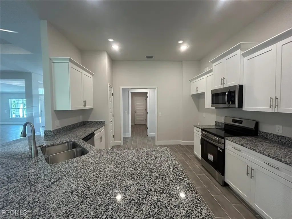 411 Paramaribo Street Punta Gorda FL 33983