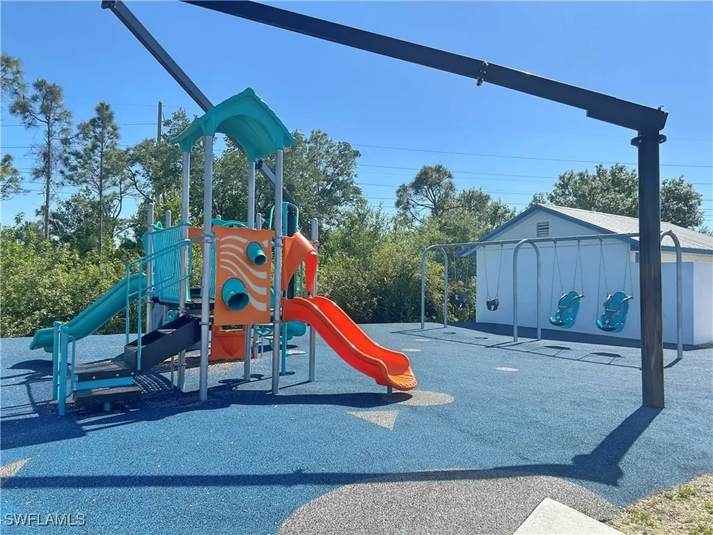 411 Paramaribo Street Punta Gorda FL 33983