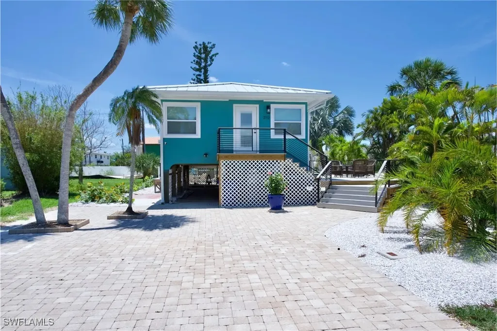 210 Dakota Avenue Fort Myers Beach FL 33931