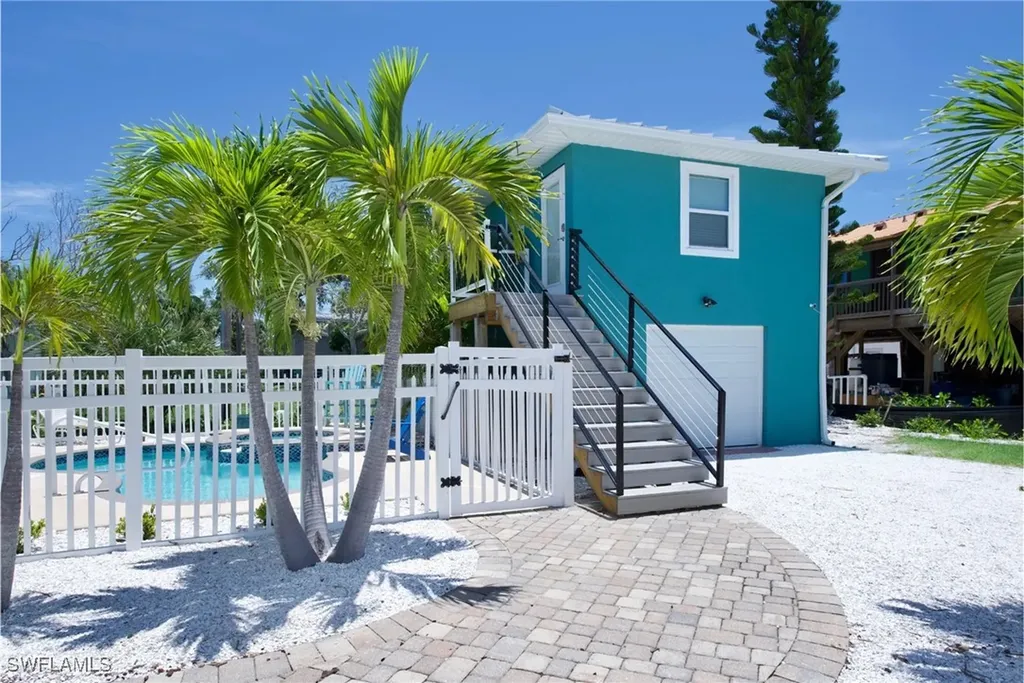 210 Dakota Avenue Fort Myers Beach FL 33931