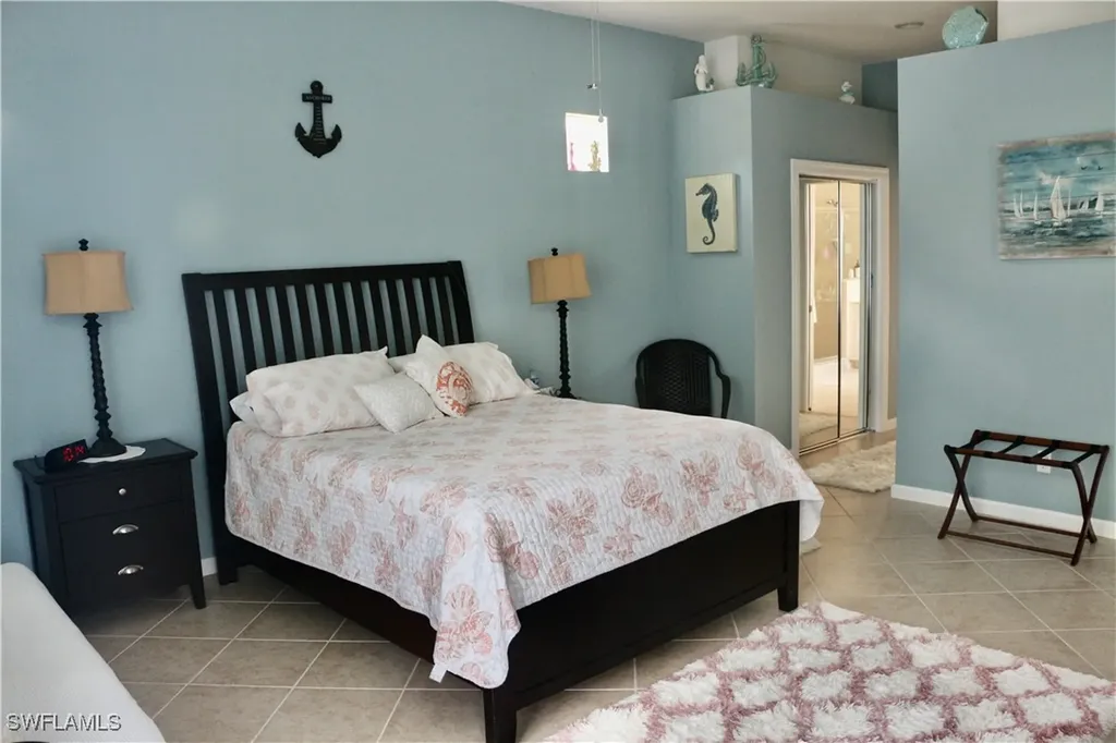 16192 Parque Lane Naples FL 34110