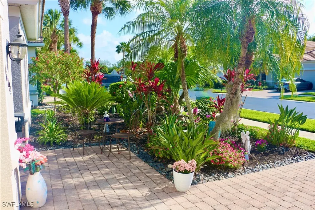 16192 Parque Lane Naples FL 34110