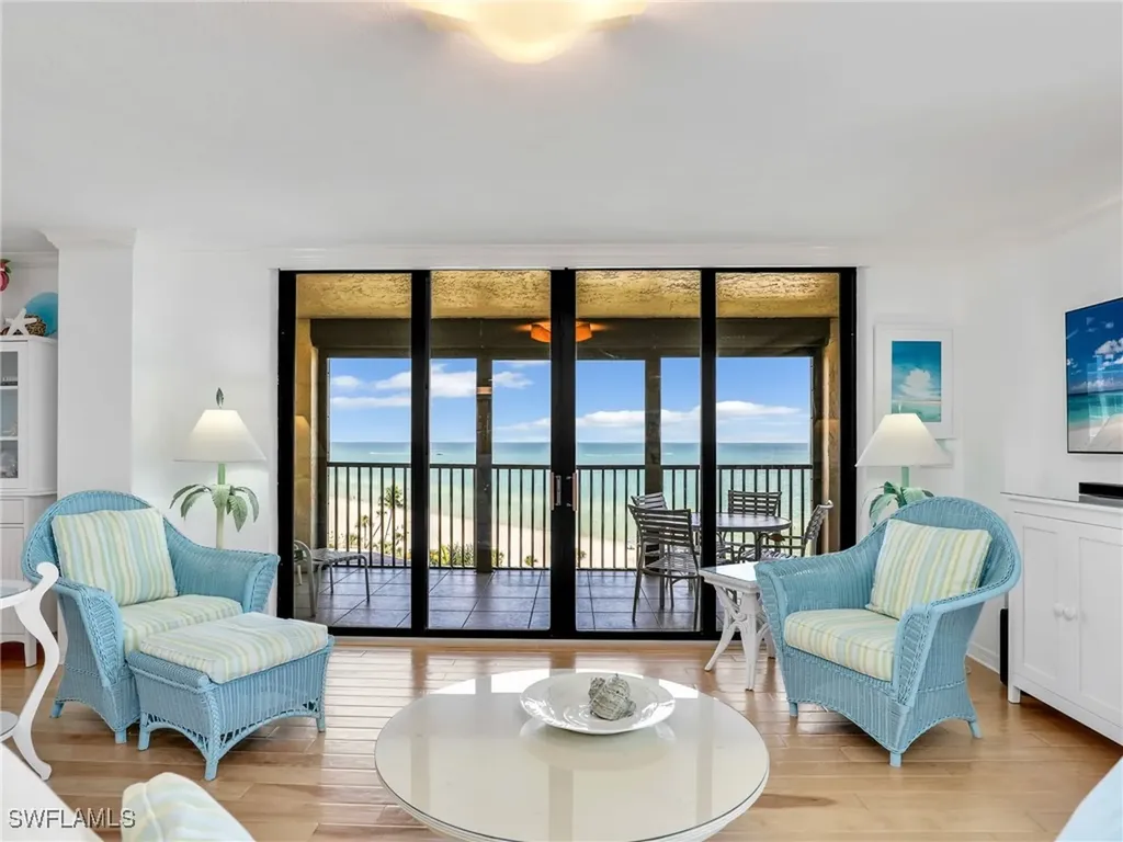 10851 Gulf Shore Drive Naples FL 34108