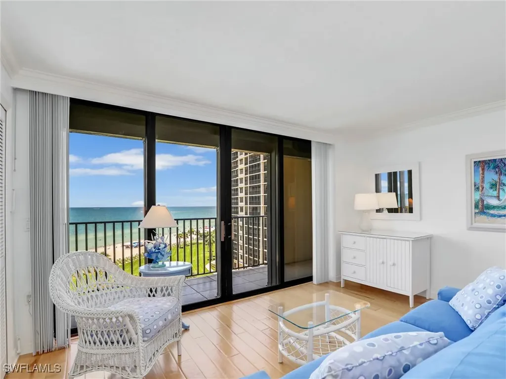 10851 Gulf Shore Drive Naples FL 34108