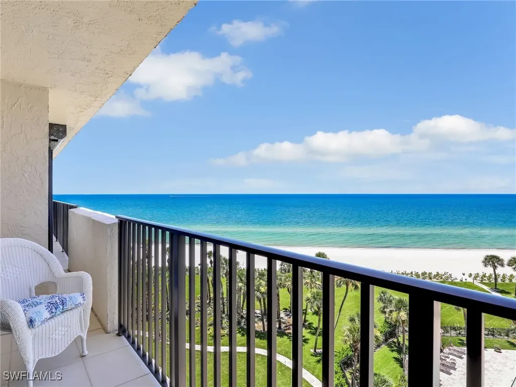 10851 Gulf Shore Drive Naples FL 34108