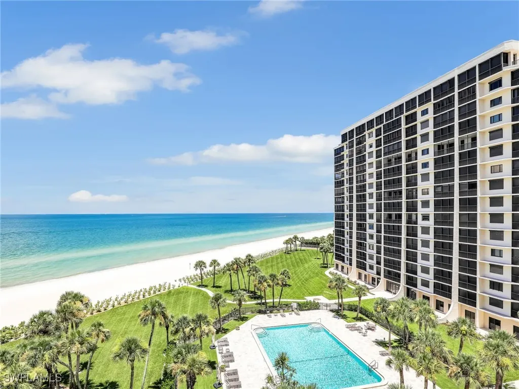 10851 Gulf Shore Drive Naples FL 34108