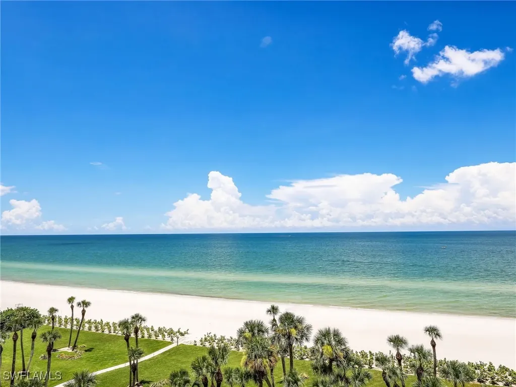 10851 Gulf Shore Drive Naples FL 34108
