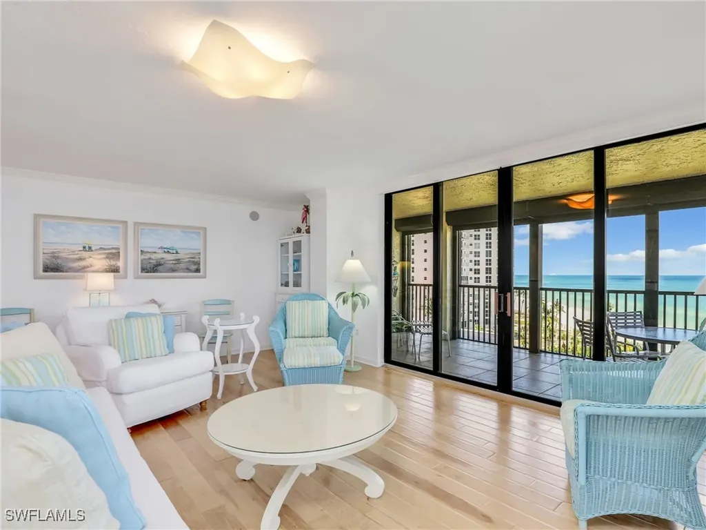 10851 Gulf Shore Drive Naples FL 34108