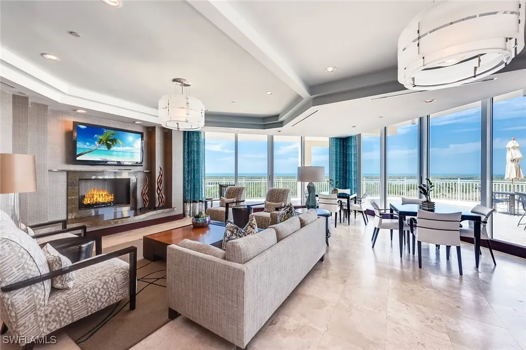 13665 Vanderbilt Drive Naples FL 34110