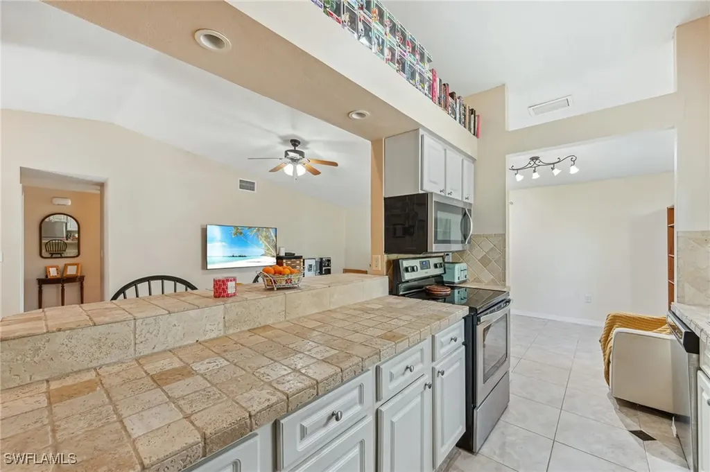 1381 17th Street SW Naples FL 34117