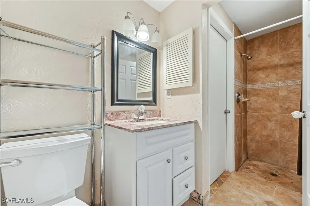 1381 17th Street SW Naples FL 34117