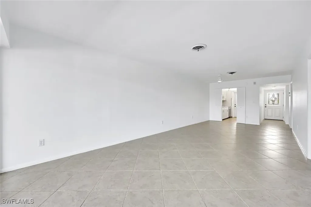 820 Ketch Drive Naples FL 34103